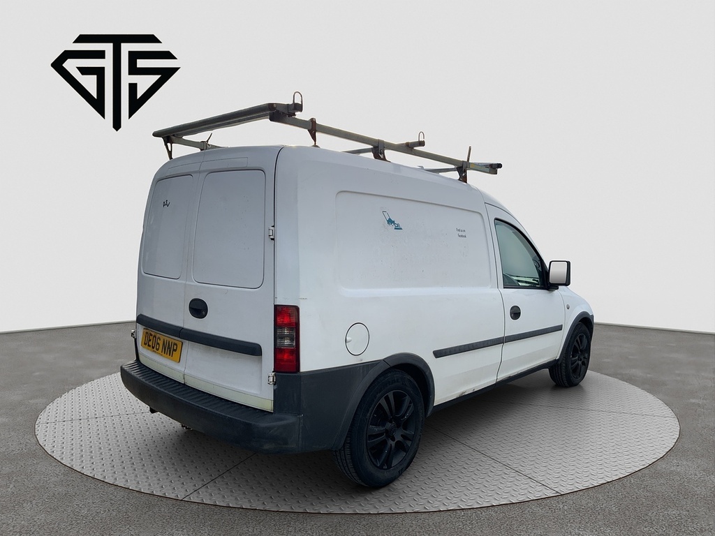 Vauxhall Combo Cdti 1700 White #3