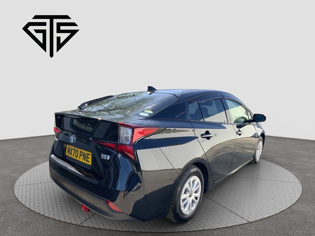 Toyota Prius S Black #3