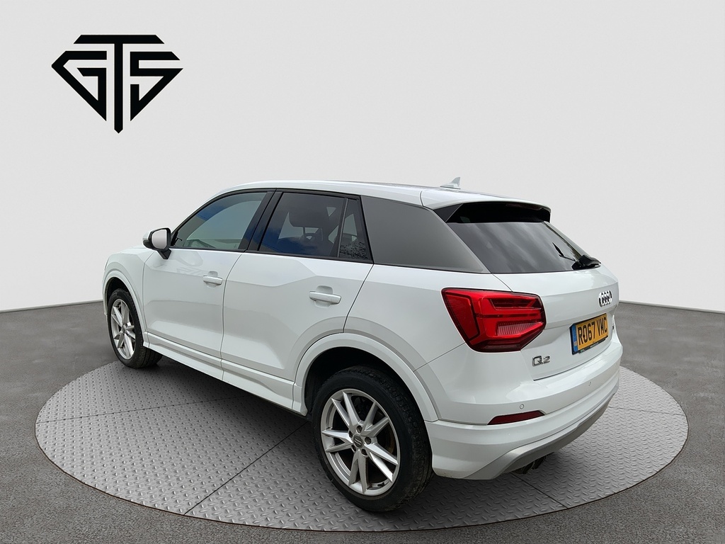Audi Q2 Tfsi Cod S Line RO67VMC White #5