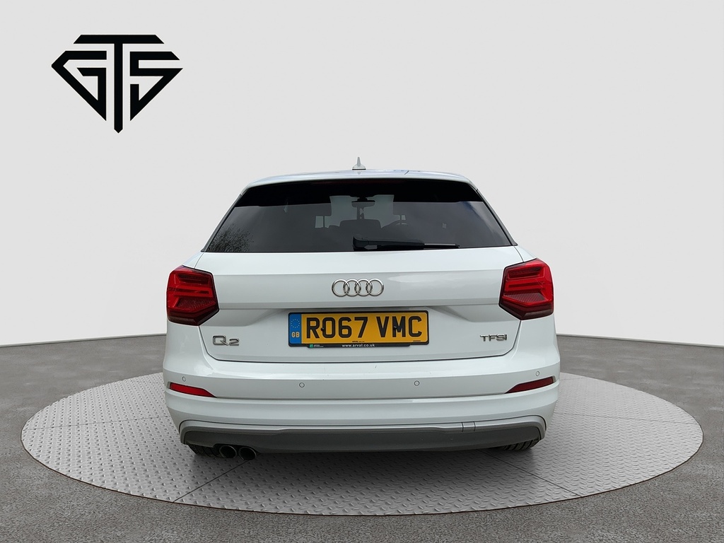 Audi Q2 Tfsi Cod S Line RO67VMC White #4