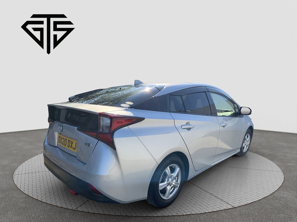 Toyota Prius S Silver #3
