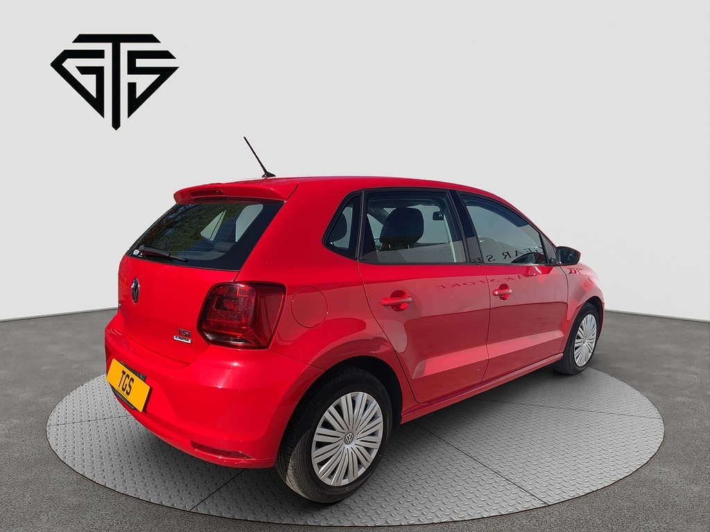 Volkswagen Polo Tsi Trendline Red #3