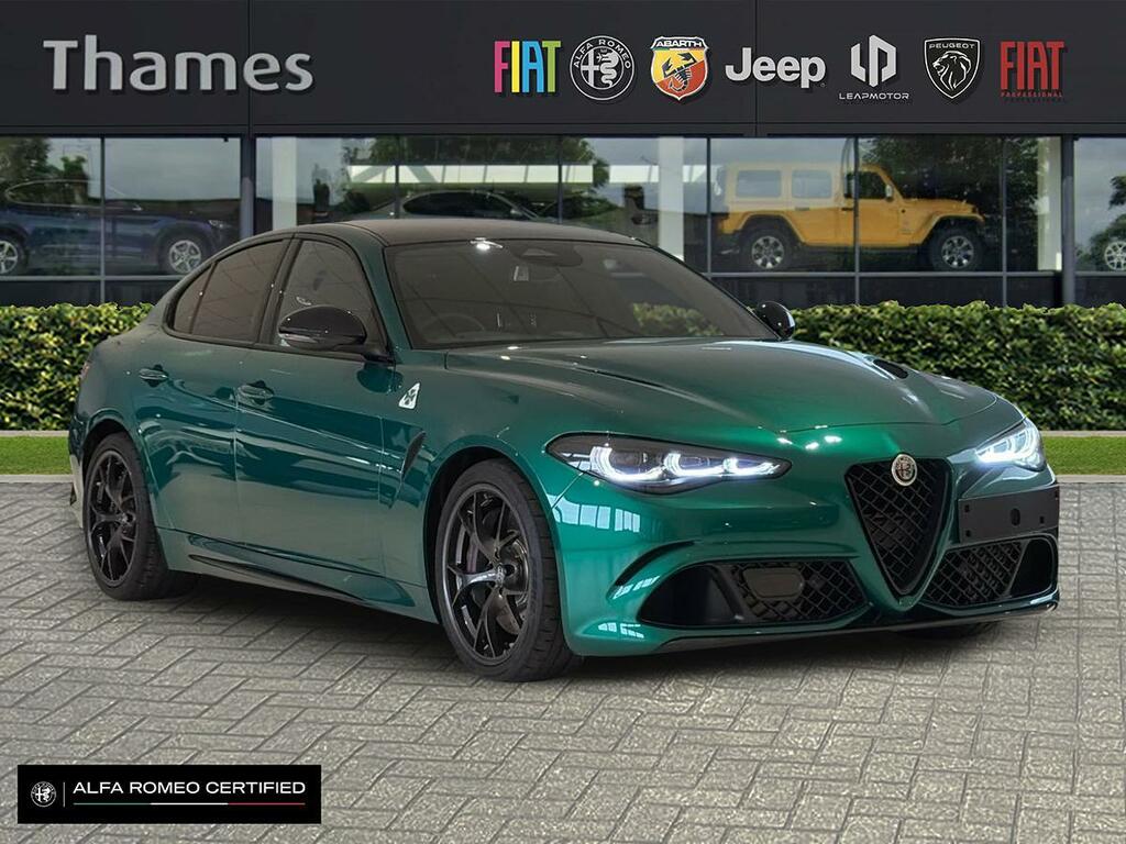 Alfa Romeo Giulia 2.9 2.9 V6 Bi-turbo Quadrifoglio Saloon Green