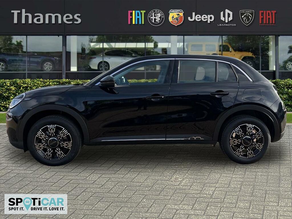 Fiat 600 1.2 1.2 Mhev Suv Hybrid E-dct Euro 6 S RE75KUP Black #6