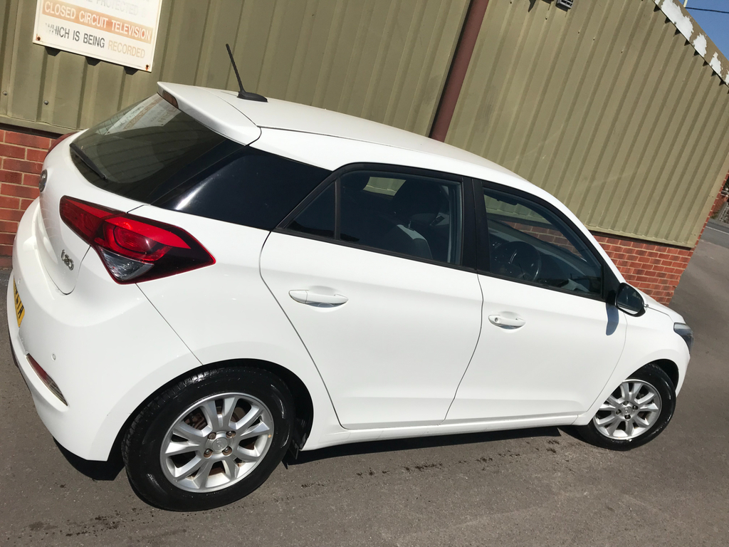 Hyundai I20 1.2 Blue Drive Se Hatchback Euro RE16ETA #2
