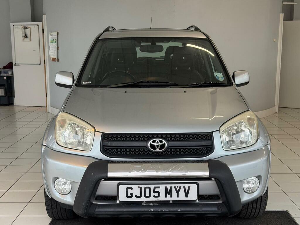 Toyota Rav 4 Suv 2.0 Vvt-i Xt5 4Wd 200505 Silver #2