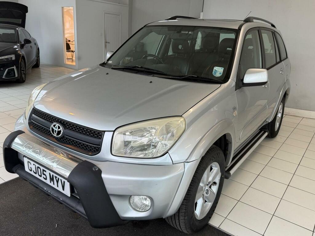 Toyota Rav 4 Suv 2.0 Vvt-i Xt5 4Wd 200505 Silver #3