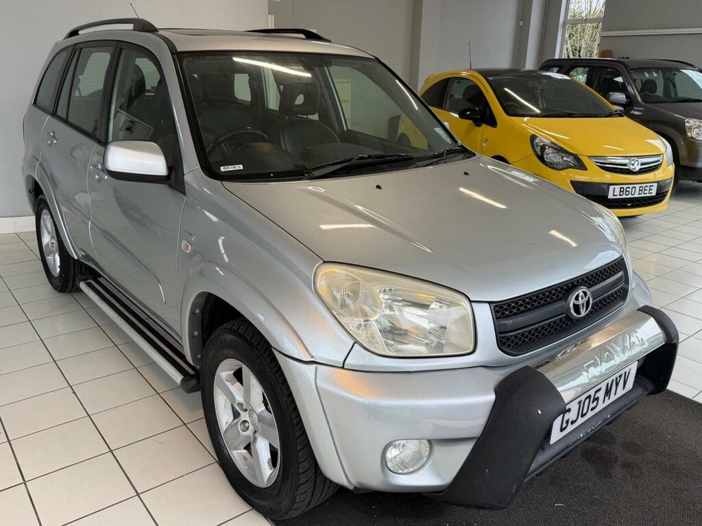 Toyota Rav 4 Suv 2.0 Vvt-i Xt5 4Wd 200505 Silver