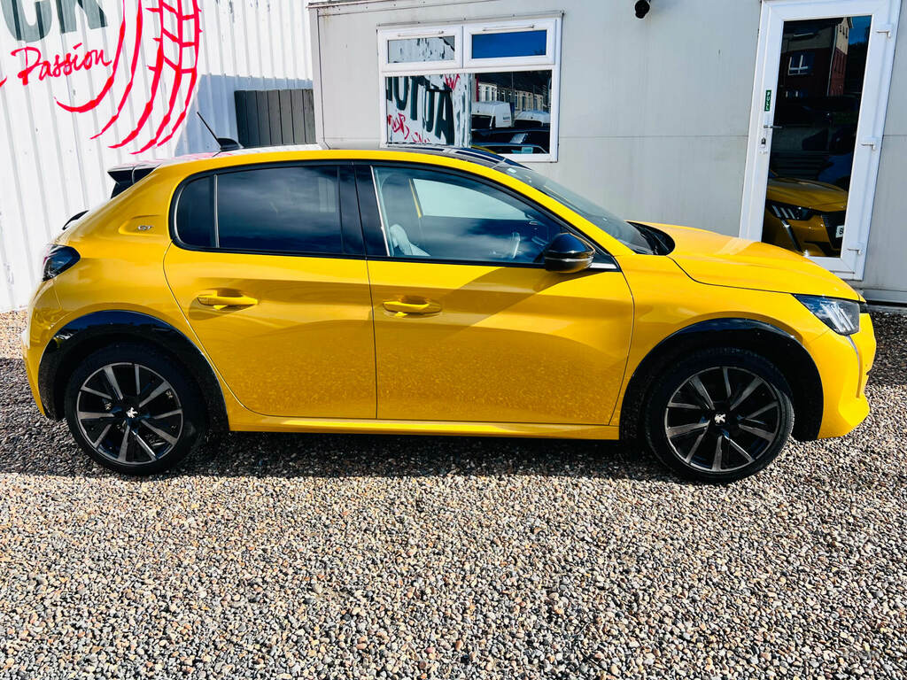 Peugeot 208 1.5 Bluehdi 100 Gt BMZ1568 Yellow #3