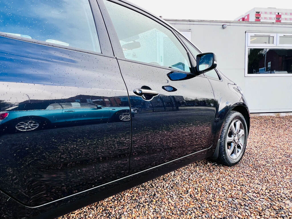 Hyundai Ix20 1.4 Blue Drive Se EA17HTZ Black #6