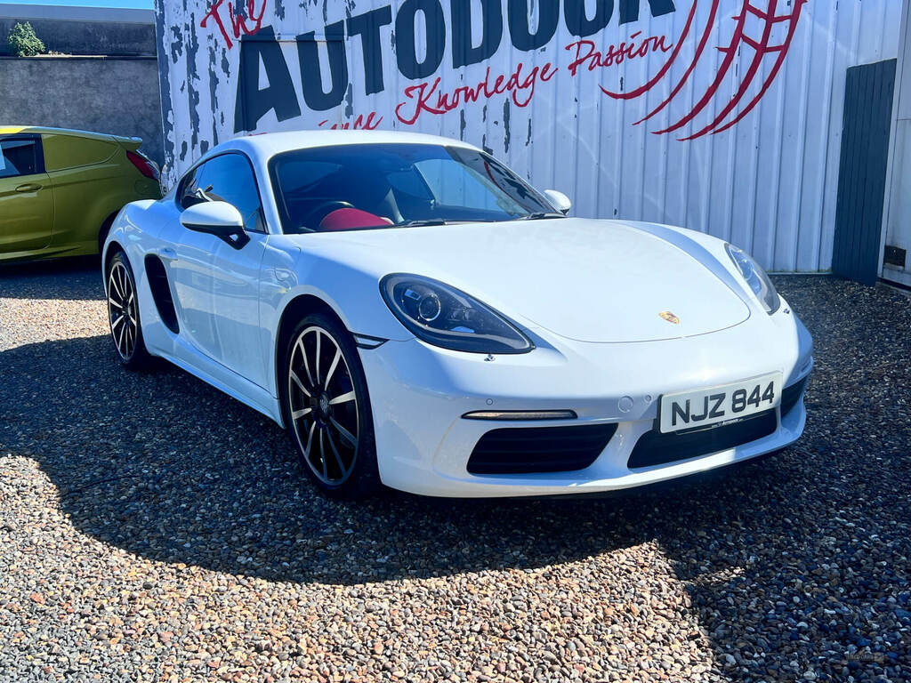 Porsche 718 Cayman 2.0 2dr NJZ844 White #2