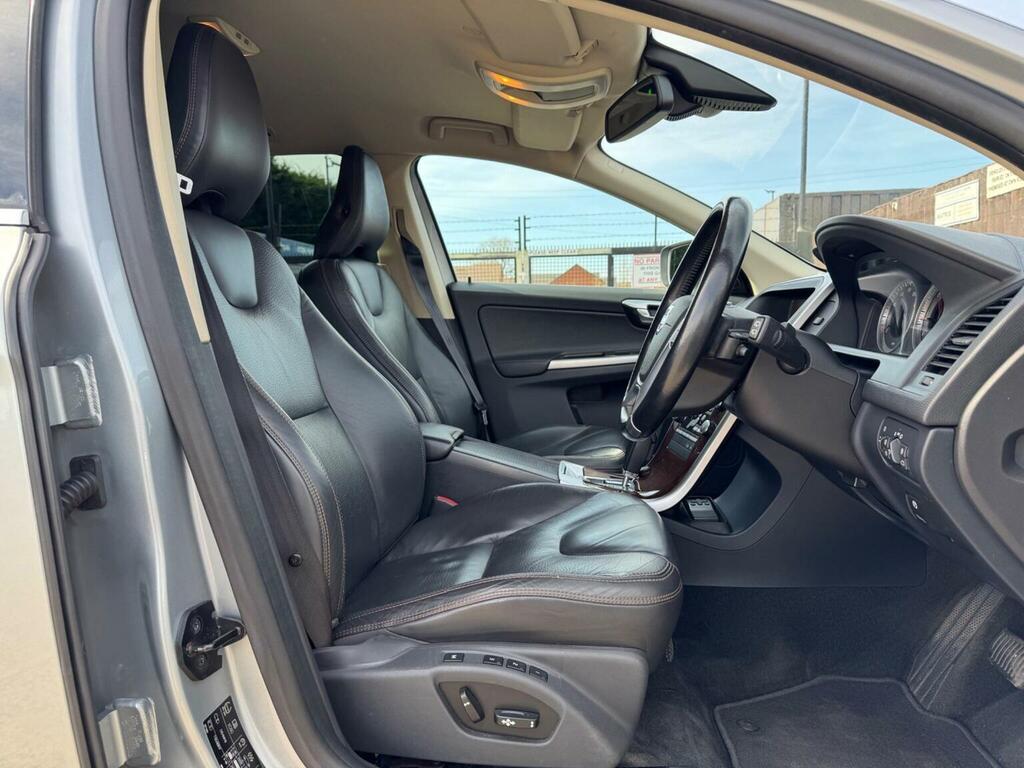 Volvo XC60 2.4 D5 Se Lux Premium Geartronic Awd Euro 4 2 Silver #3
