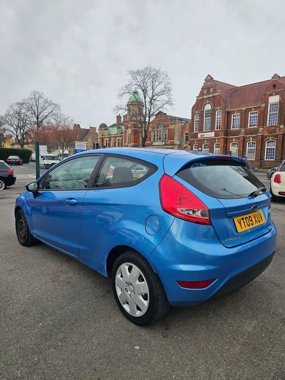 Ford Fiesta 1.25 Style YT09XUV Blue #5
