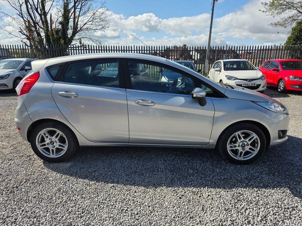Ford Fiesta 1.5 Tdci Zetec Euro 5 DK63LPU Silver #2