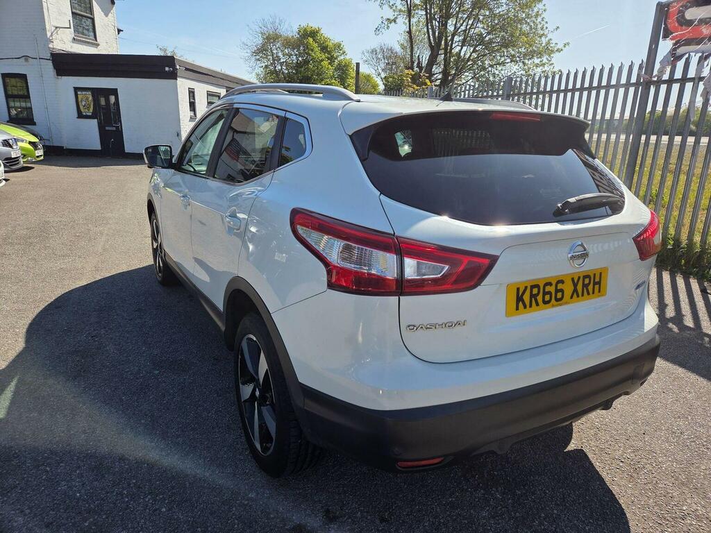 Nissan Qashqai 1.5 Dci N-connecta 2Wd Euro 6 Ss KR66XRH White #5