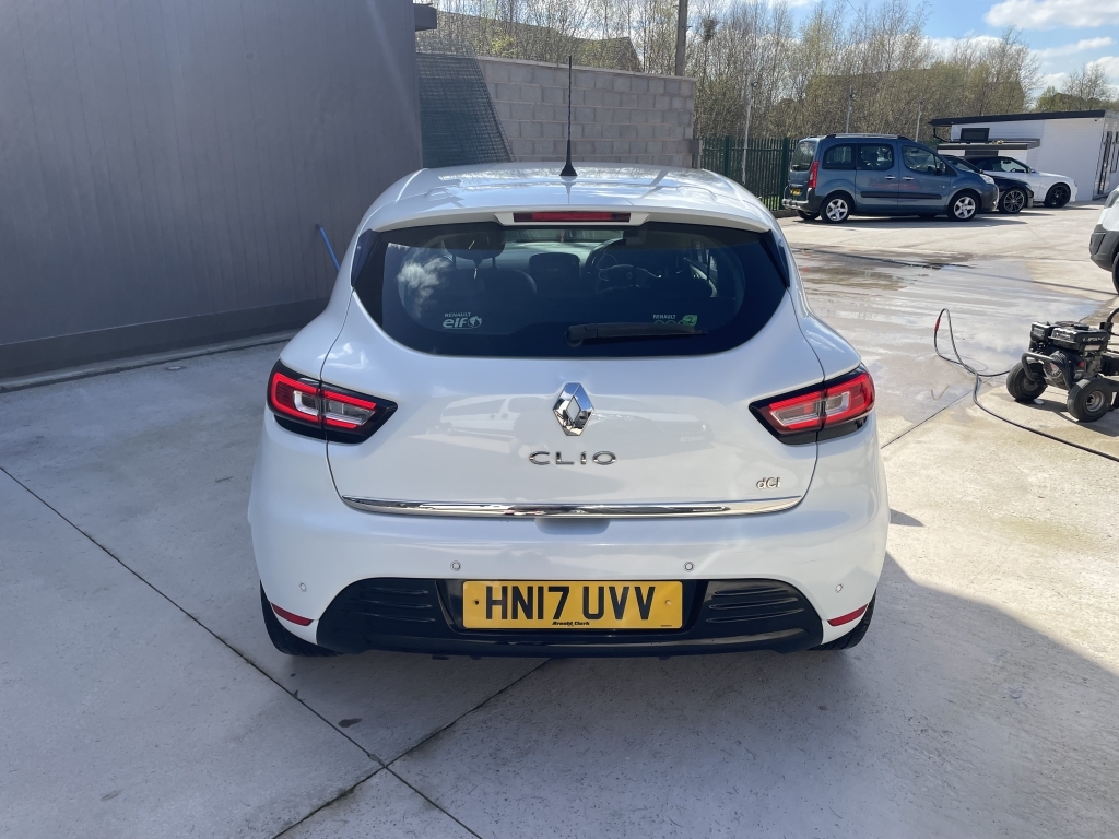 Renault Clio 1.5 Dynamique S Nav Dci HN17UVV White #6