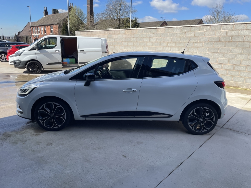 Renault Clio 1.5 Dynamique S Nav Dci HN17UVV White #4