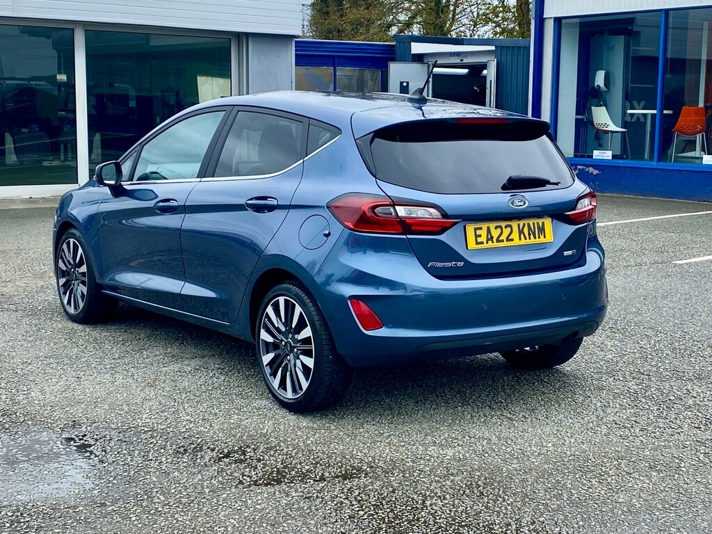 Ford Fiesta 1.0T Ecoboost Mhev Titanium Vignale Hatchback Blue #4