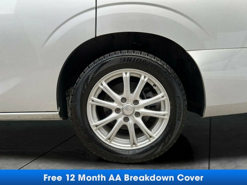 Nissan Serena 2.0 16V Excursion Silver #16