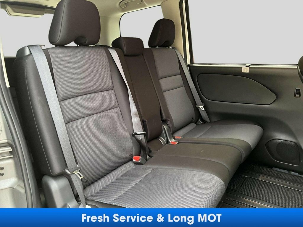 Nissan Serena 2.0 16V Excursion Silver #21