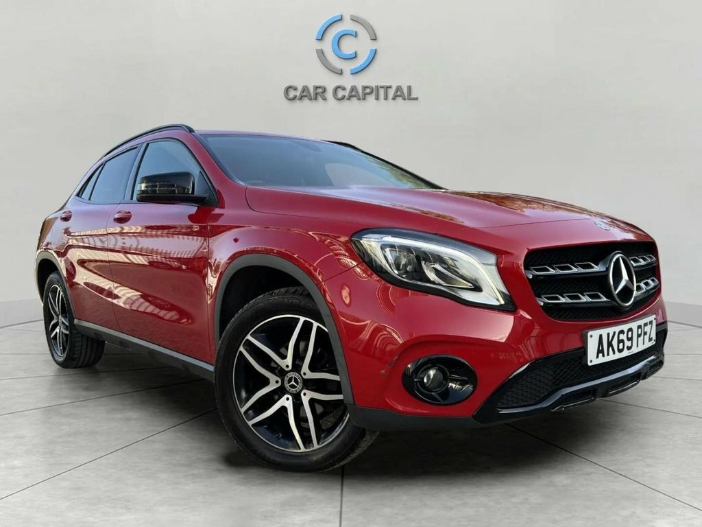 Mercedes-Benz GLA Class 1.6L Urban Edition AK69PFZ Red #3