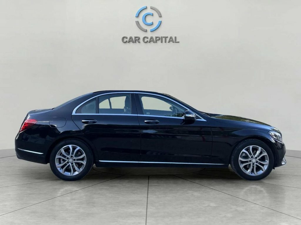 Mercedes-Benz C Class Saloon LD64FJN Black #4