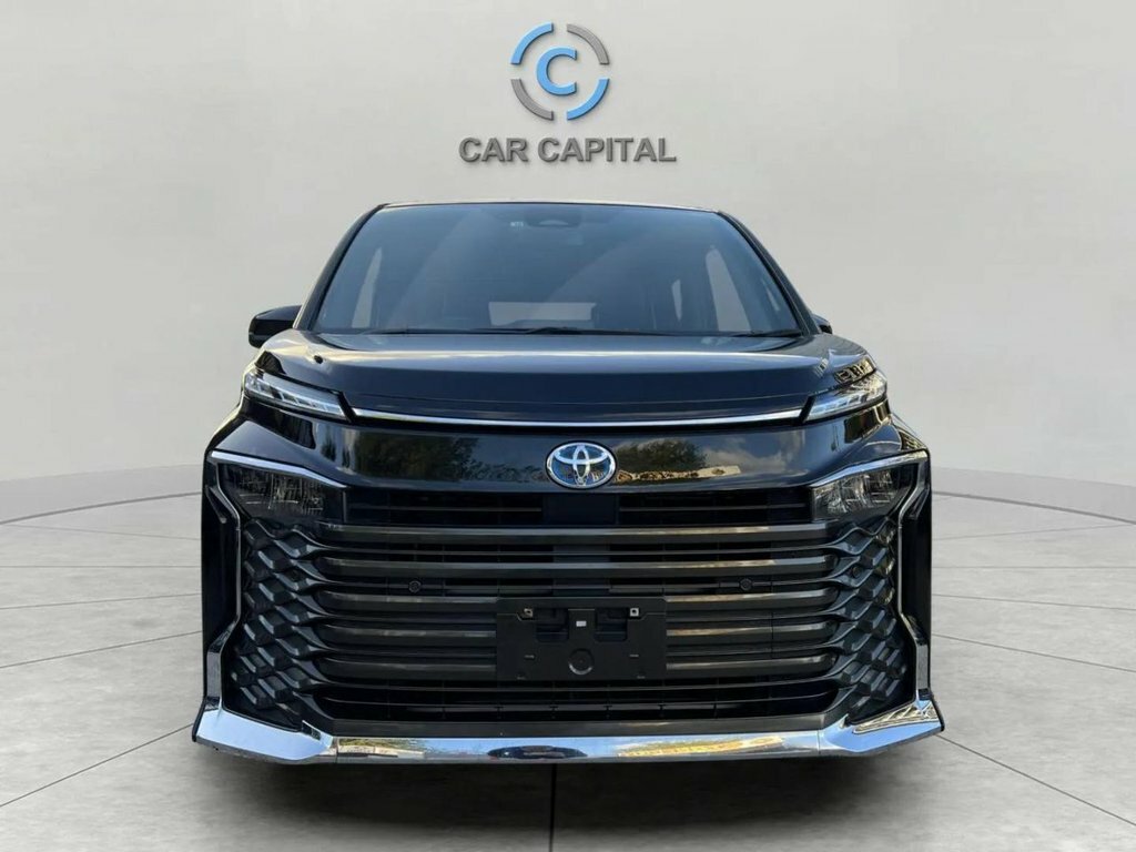 Toyota Noah Mpv Black