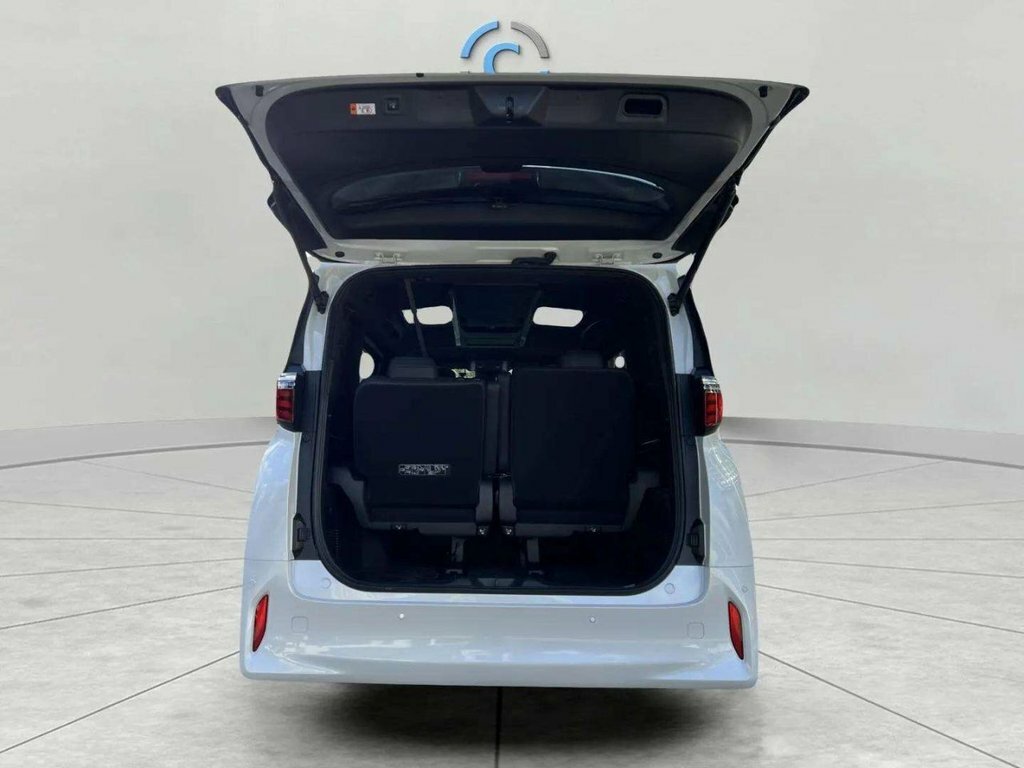 Toyota Alphard Mpv LX24DSV White #6