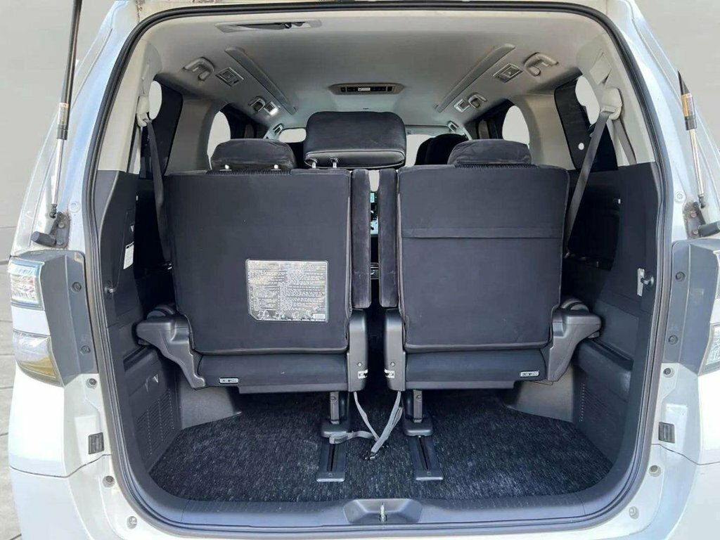 Toyota Vellfire Mpv LX60JGO White #6