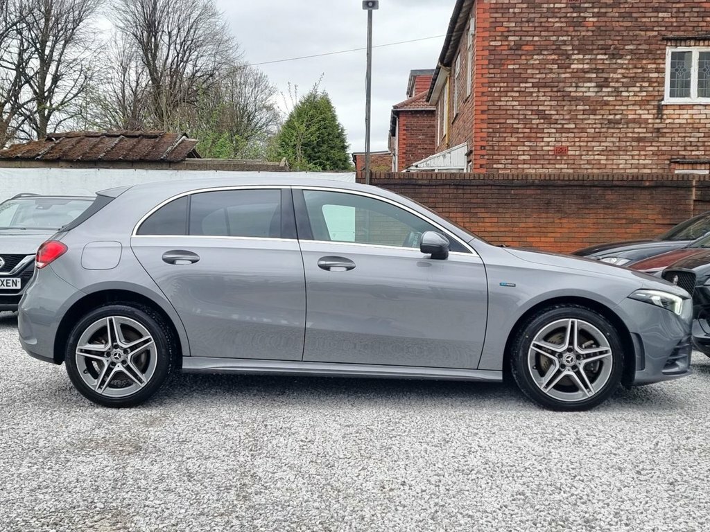 Mercedes-Benz A Class 1.3L Amg Line LO70HVA Grey #3