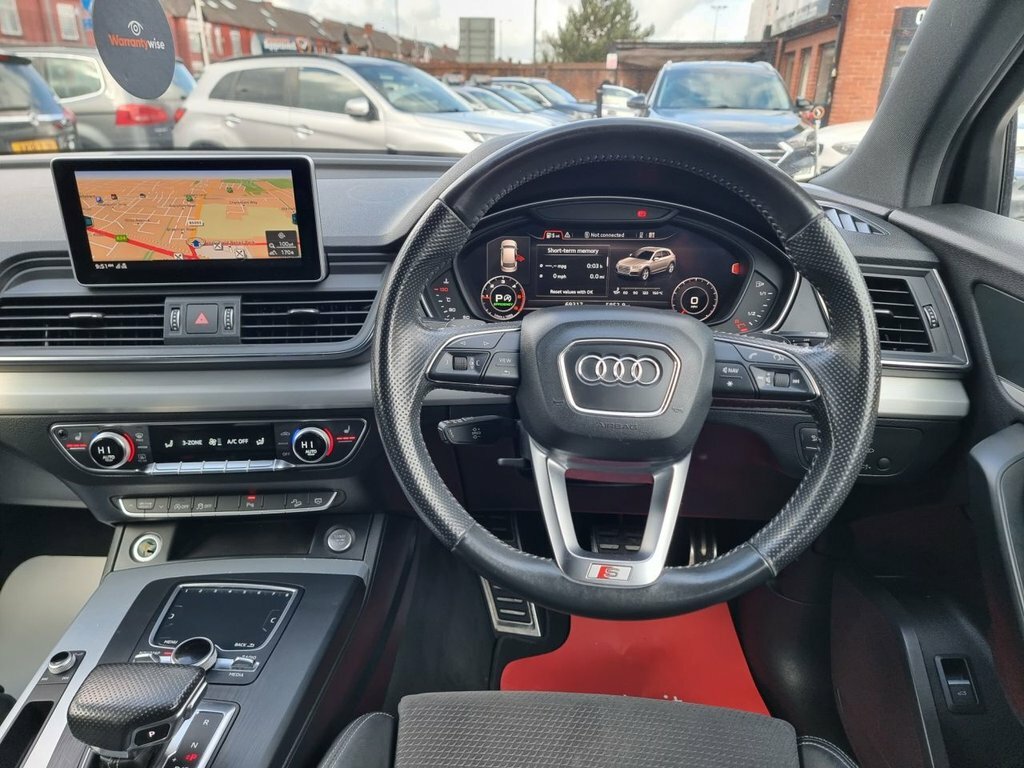 Audi Q5 2L S Line KU18XYZ Black #5