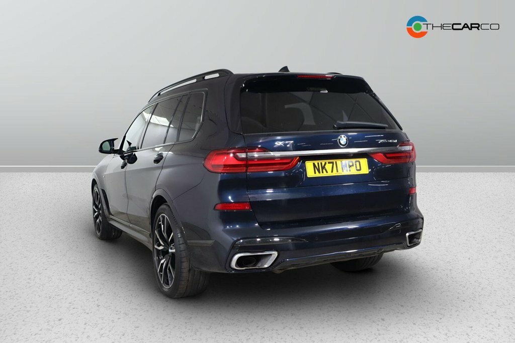 BMW X7 3L M Sport NK71MPO Black #4