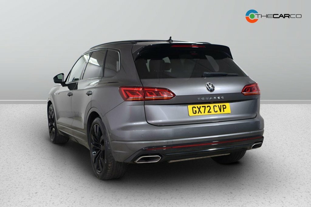 Volkswagen Touareg 3L Black Edition GX72CVP Grey #4
