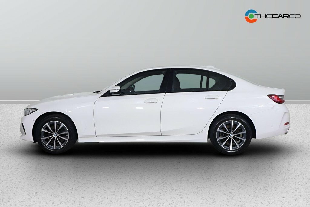 BMW 3 Series 2L Sport HX74PHZ White #5