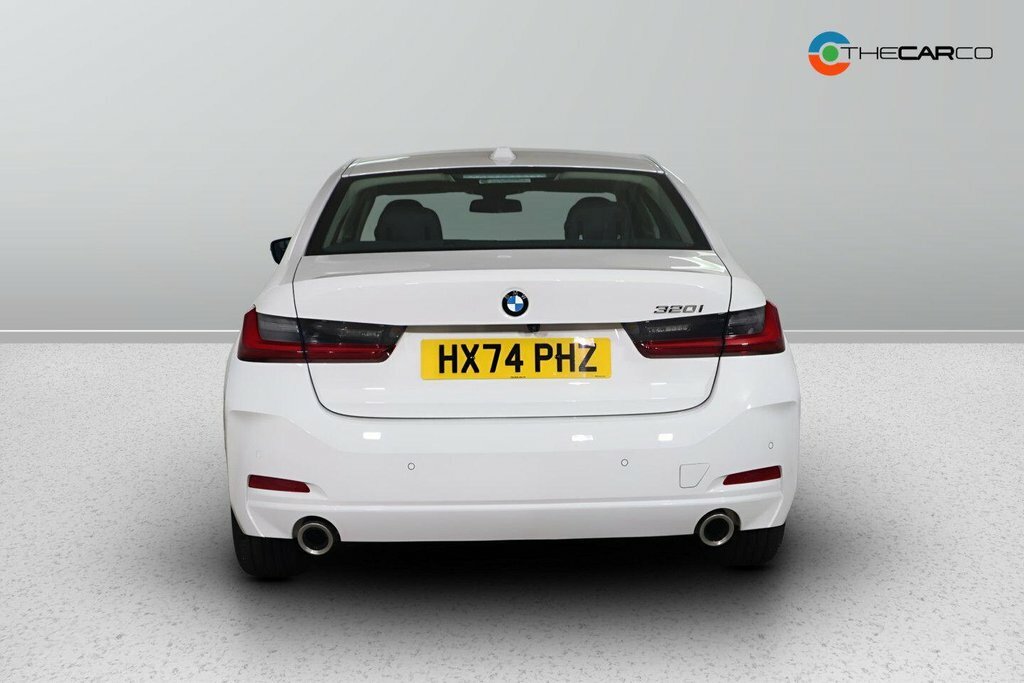 BMW 3 Series 2L Sport HX74PHZ White #6
