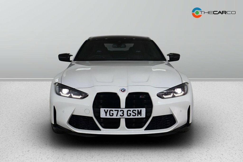 BMW M4 3L Competition YG73GSM White #2