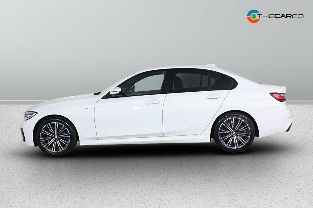 BMW 3 Series 3L M Sport HN22FRC White #5