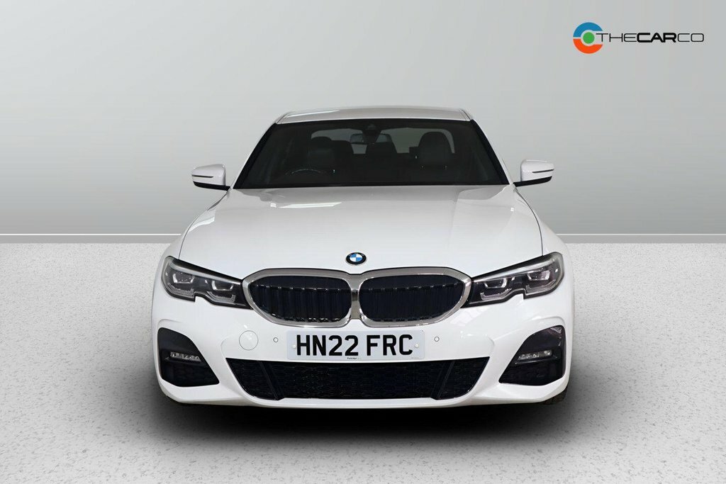 BMW 3 Series 3L M Sport HN22FRC White #2