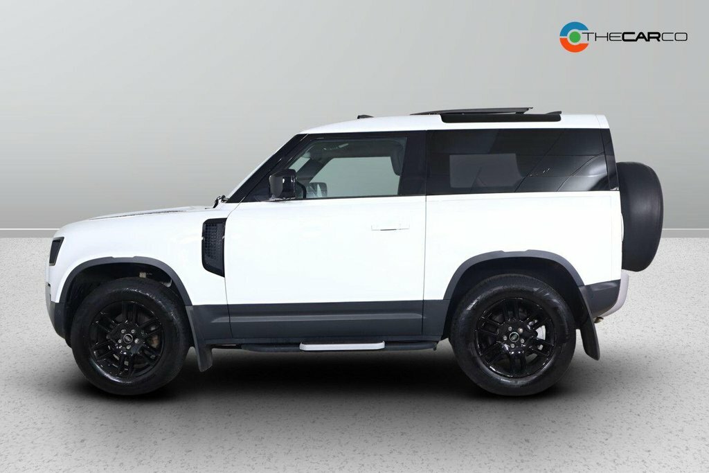 Land Rover Defender 90 3L Hse MH22KBV White #5