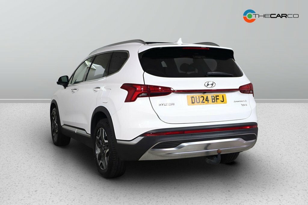 Hyundai Santa Fe 1.6L Ultimate DU24BFJ White #4