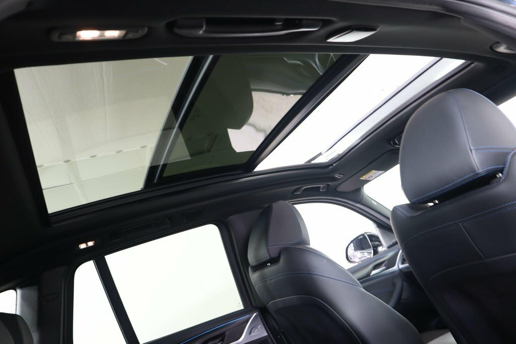 BMW iX3 Suv LR22RYH Black #5