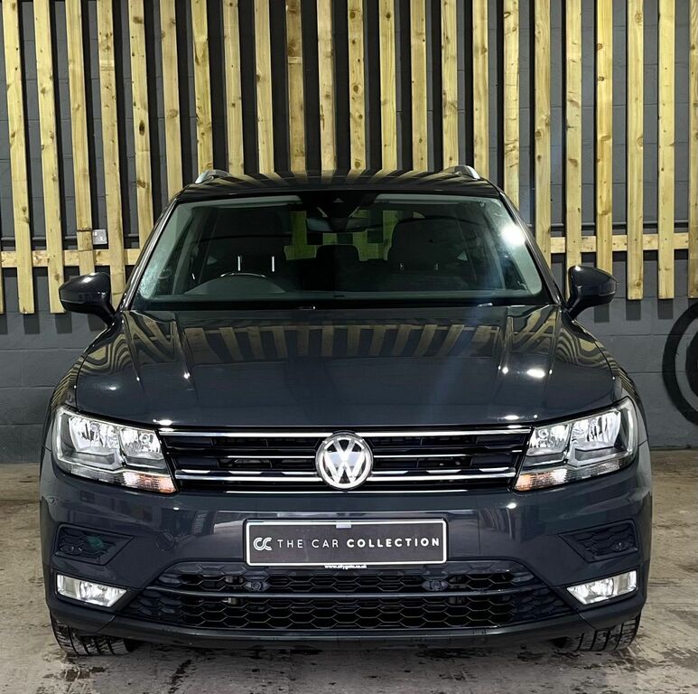 Volkswagen Tiguan 2.0 Tdi Bluemotion Tech Se Navigation Suv Dies KE17AFA Grey #2