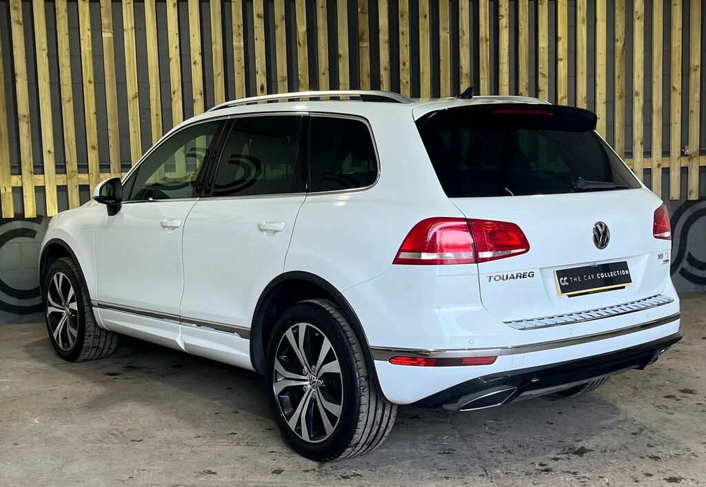 Volkswagen Touareg 3.0 Tdi V6 Bluemotion Tech R-line Suv T BG66RCO White #5