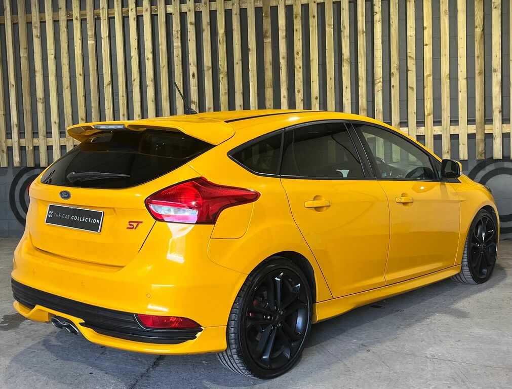 Ford Focus 2.0 Tdci St-3 Hatchback Euro 6 KY18OJL Yellow #6