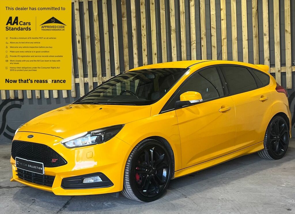 Ford Focus 2.0 Tdci St-3 Hatchback Euro 6 KY18OJL Yellow #2