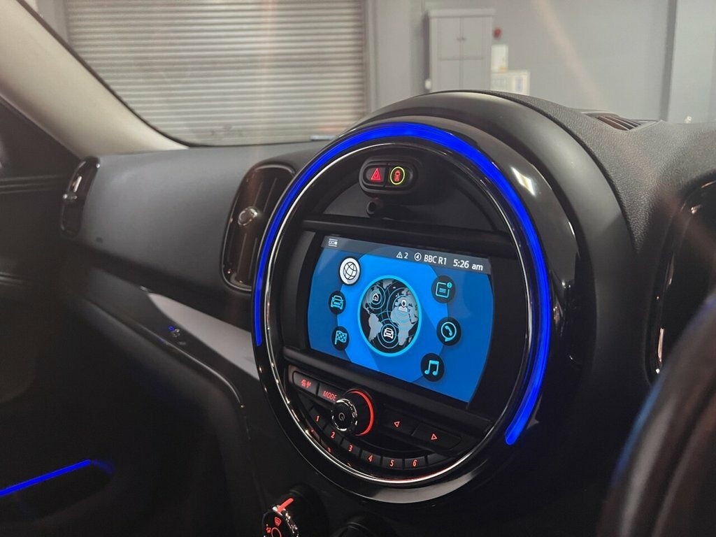 Mini Countryman Cooper D YD68OVN White #6