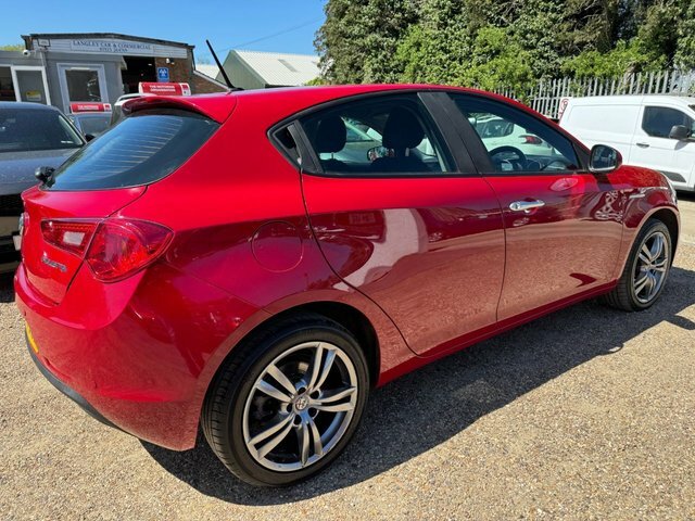 Alfa Romeo Giulietta 1.4 Tb Multiair Giulietta Hatchback Man Red #2