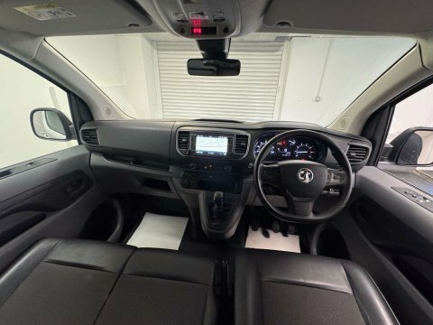 Vauxhall Vivaro 2021 21 1.5 DS21YHJ White #3