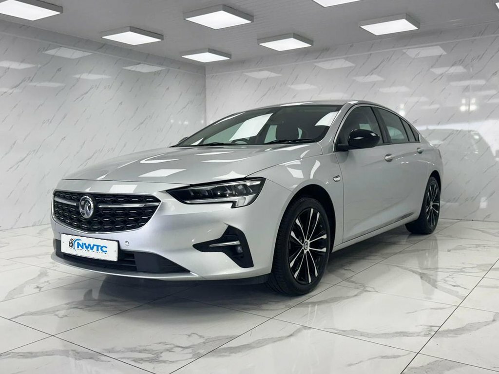 Vauxhall Insignia 1.5L Se Edition VK71ZYW Silver #4