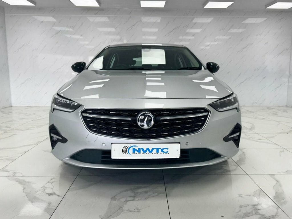 Vauxhall Insignia 1.5L Se Edition VK71ZYW Silver #3